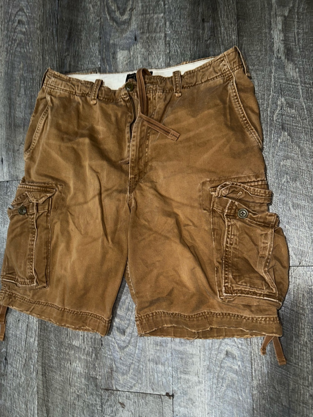 Abercrombie & Fitch Tan Cargo Shorts